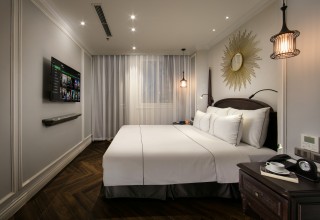 Canary Emerald Double or Twin room